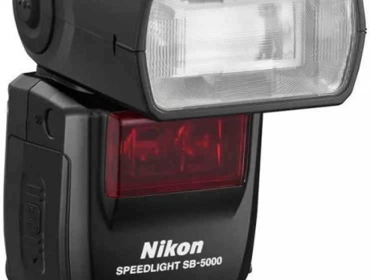 Вспышка Nikon Speedlight SB-5000